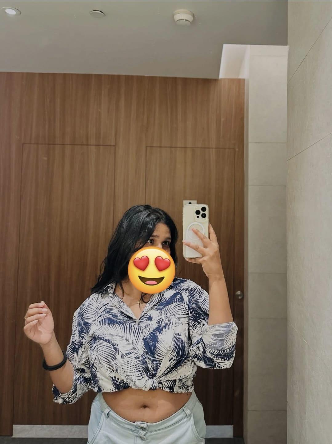Image of Tamil hot girl 😉