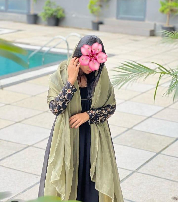 Image of Riyal Muslime Girl Live cam show ( 💯) ganiving