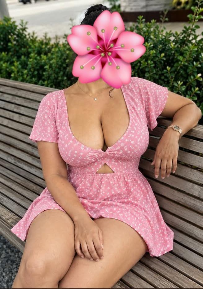 Image of ☯️ HOT CAM SHOW ☯️ BIG BOO.BS ☯️