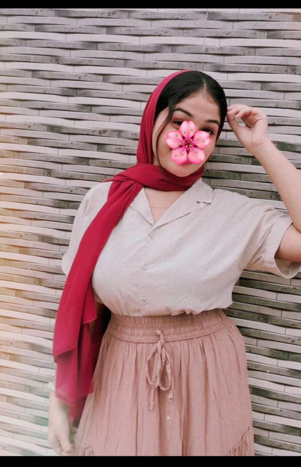 Image of Muslim And Sinhala , Tamil Girls MEET & ENJOY 😎 ROMANTIC 🔲 REAL GIRLFRIEND _FEELING* 👫