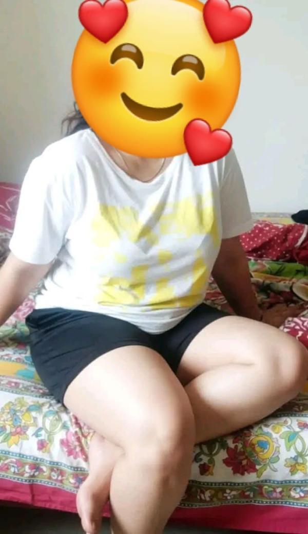 Image of 🌸🪻  ලස්සන සුදු  කෙල්ලෙක්ගෙන් ගමුද හොද ෆන් එකක්  VERIFIED CAM SERVICE  🌸🪻