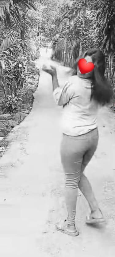 Image of 🌻ONE OURS ONE SHOT 🫂              7000.00  🌻ONE OURS TWO SHOT ❤                10 000.00 ❤ බලල ගන්න ඇවිත් යන්න💞 🌹වයස 20 මම සදුනි මීගමුව 🌹 💋ඕනෙ අතකට ඔට්ටු ලපටි 💋මීගමු කැකුල☝ Beech Road 🫂 💋❤🌻 ( 100% මගේම ජායාරූපය බව  💞  කරුනාවෙන් සලකන්න)