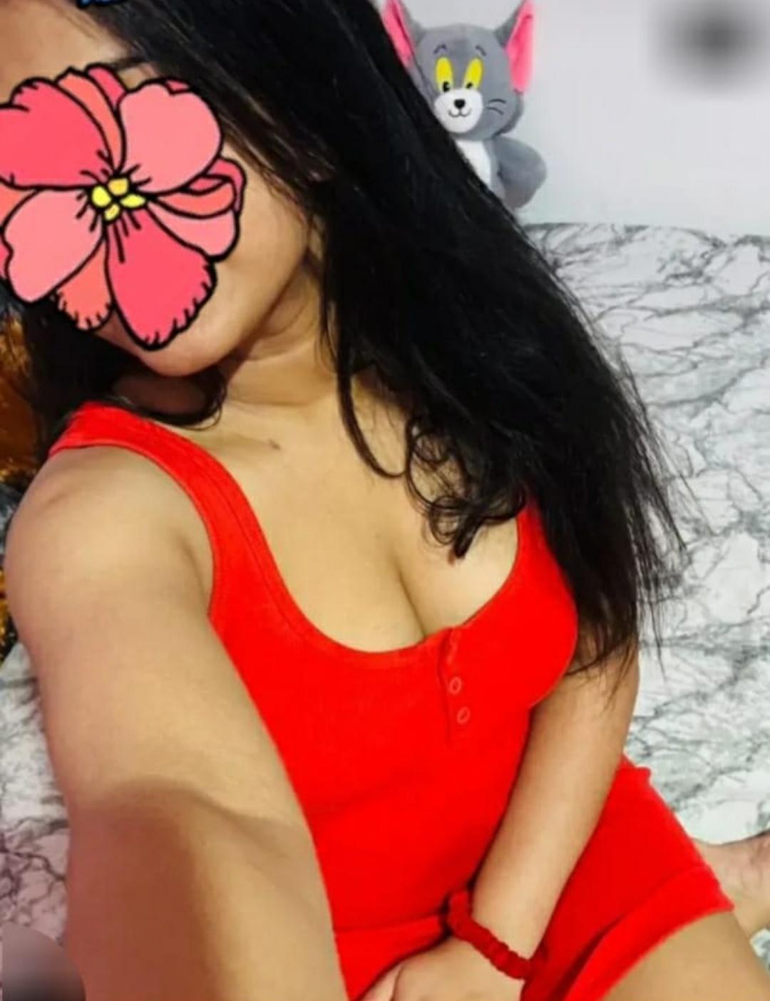 Image of ✅Genuine hot sexy girl fun role play with chat fun✅
