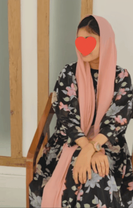 Image of Kollupitiya Full Service Rs.7000/= Muslim Girl 🙋‍♀️