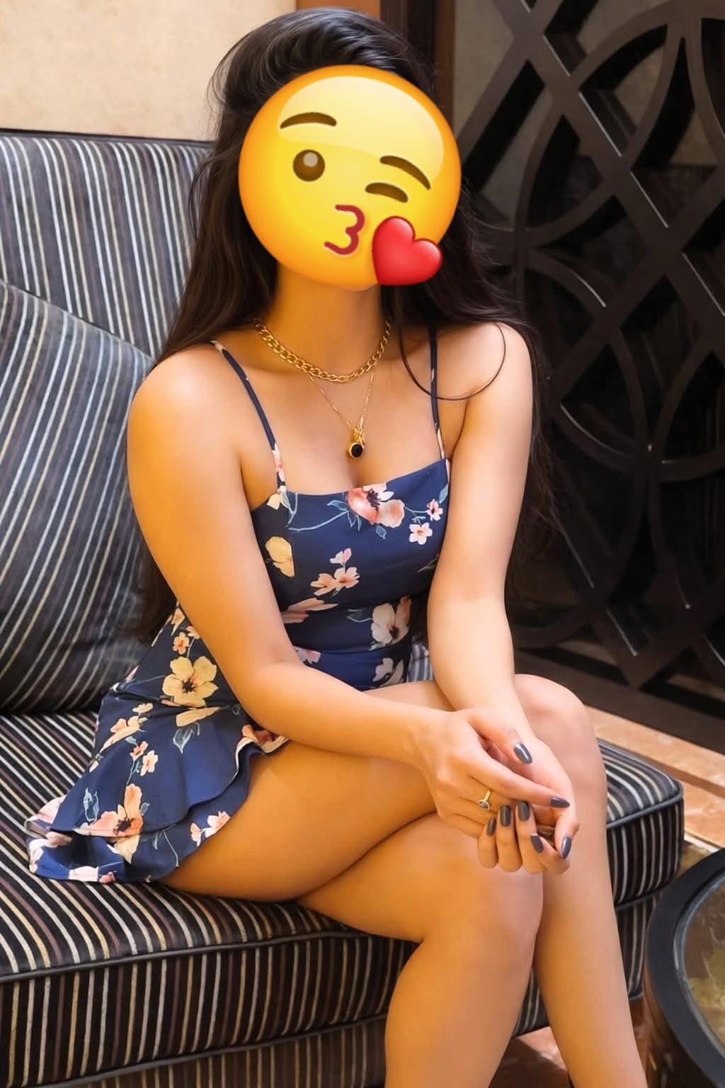 Image of FULL SERVICE BEAUTIFUL GIRL