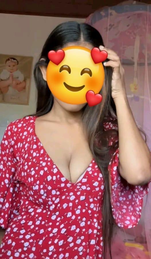 Image of Hot and Sexy Live Cam show 🌸