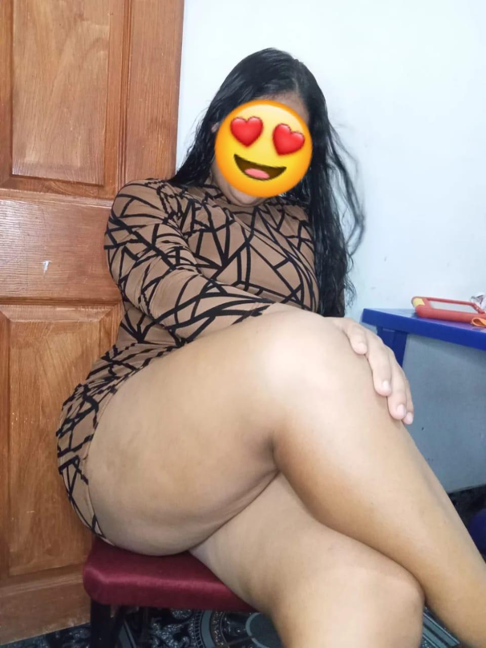 Image of 🍑Huge Boobs And Big Ass ♨️ Hot Live Cam Show 🥰