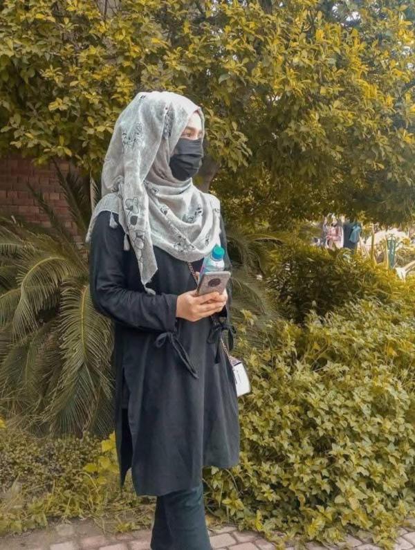 Image of Real Muslim girl 👧 cam show available