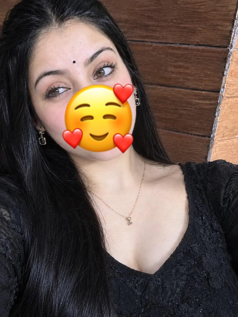 Image of Cute Tamil hot cam show 💋🍑