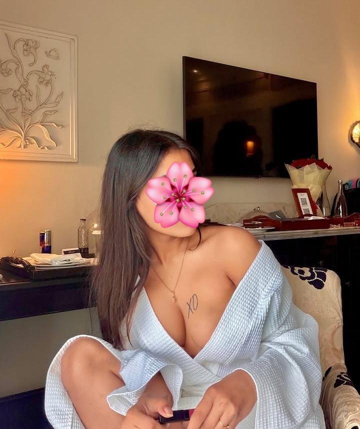 Image of 💦Special girls available & campus girls 💦 𝗔𝗩𝗔𝗜𝗟𝗕𝗟𝗘 ✅ 𝕆𝕟𝕝𝕪 𝕍𝕍𝕀ℙ ℂ𝕠𝕝𝕥𝕪 𝔹𝕖𝕒𝕦𝕥𝕪𝕗𝕦𝕝𝕝 𝕐𝕠𝕦𝕟𝕘 𝔾𝕚𝕣𝕝𝕤 𝕊𝕥𝕒𝕪