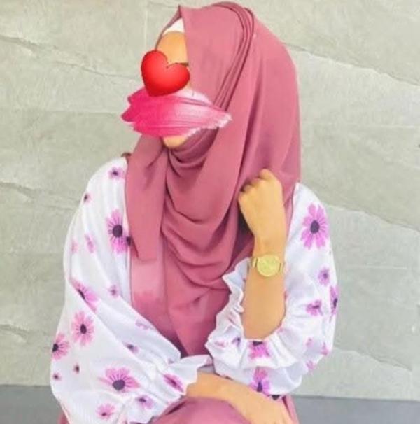 Image of Real Muslim girl 👧 cam show available