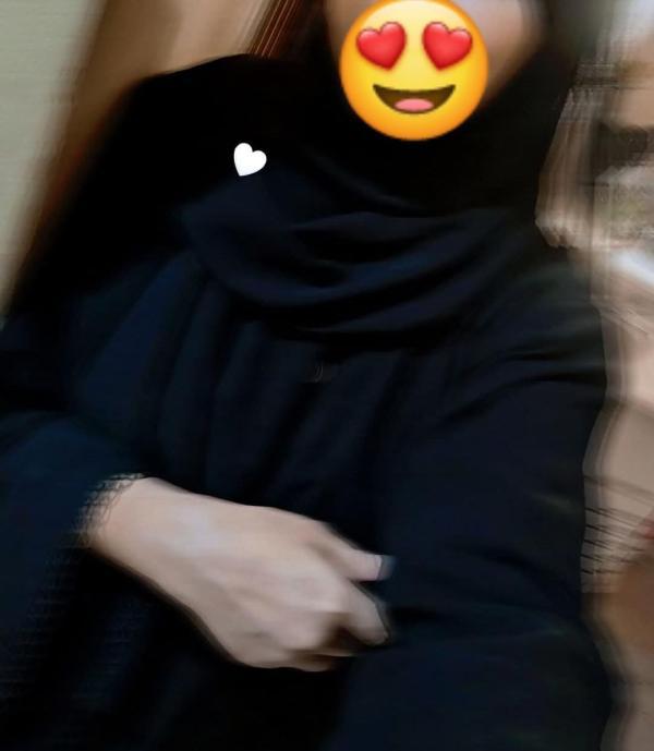 Image of Real Muslim girl 👧 cam show available