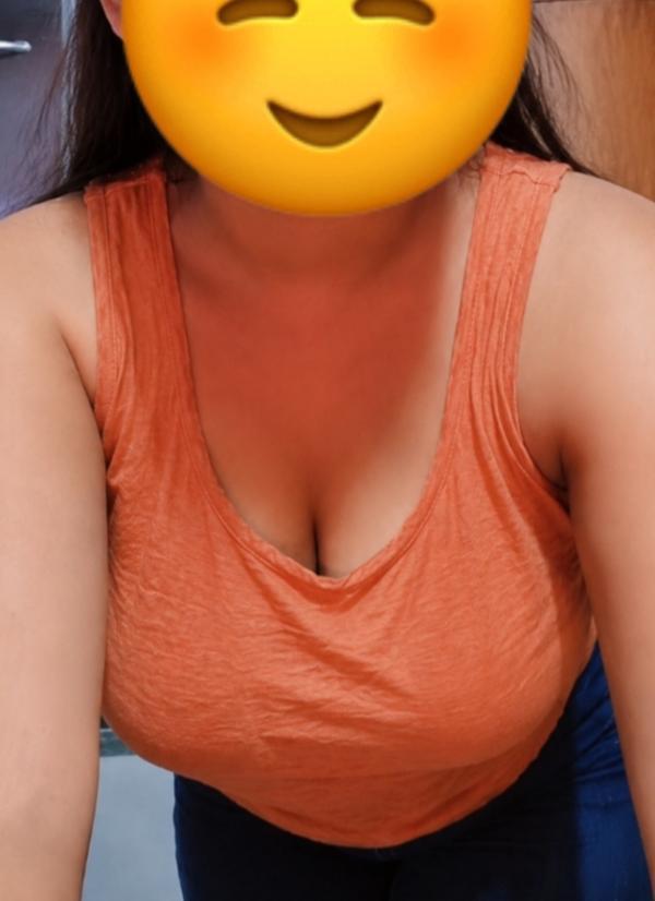 Image of Full face live cam show 😘 with tamil girl