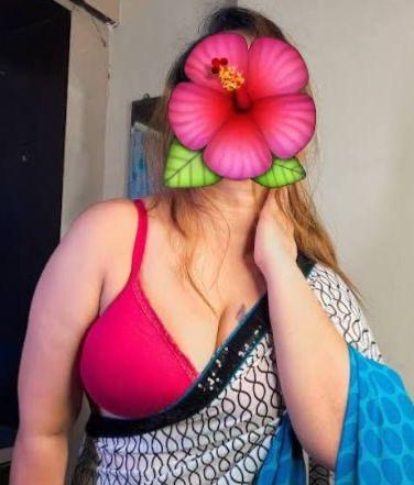 Image of 🦋Live CAM Show