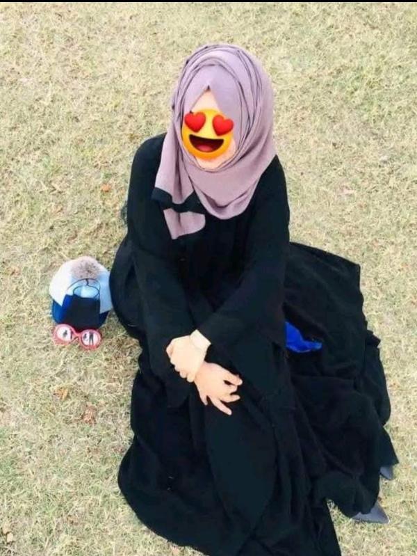 Image of Real Muslim girl 👧 cam show available