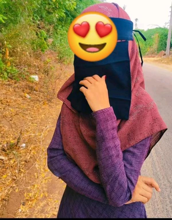 Image of Real Muslim girl 👧 cam show available