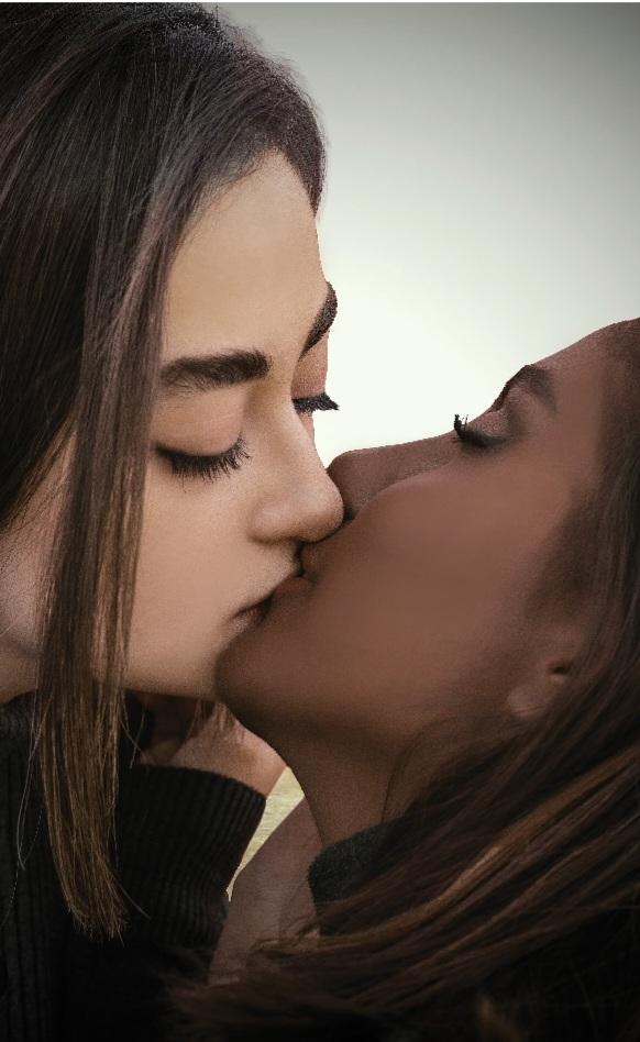 Image of 3some lesbion cam show