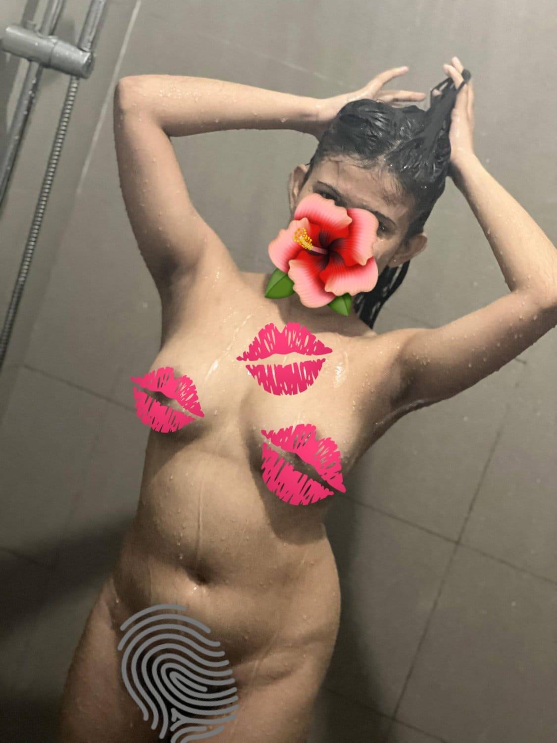 Image of ❤️‍🩹✨ LIVE CAM SHOW — SPECIAL PACKAGES ✨❤️‍🩹