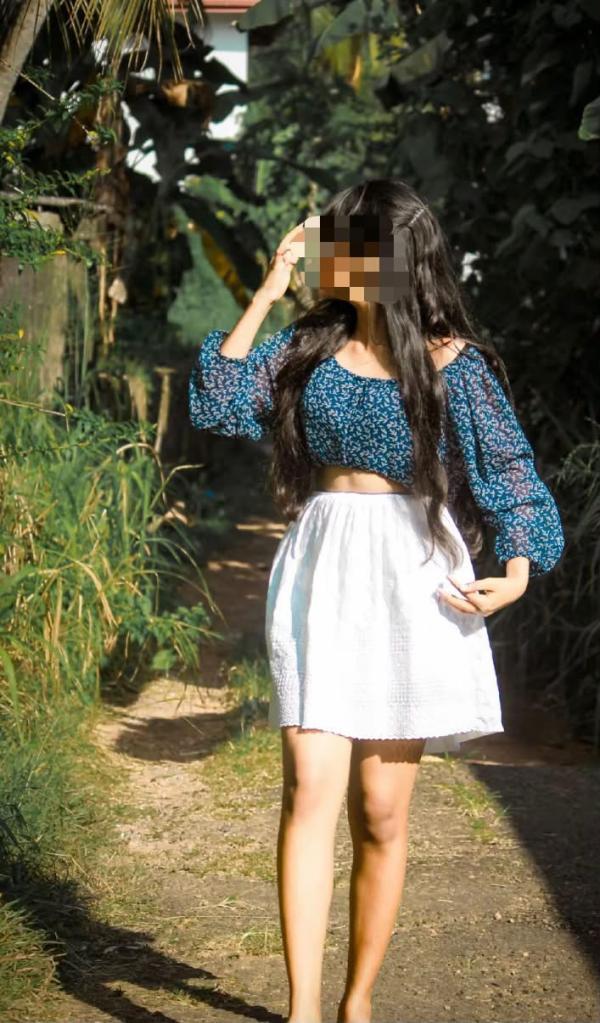 Image of NEW CAM GIRL 🙊/ WITHOUT FACE 🫡