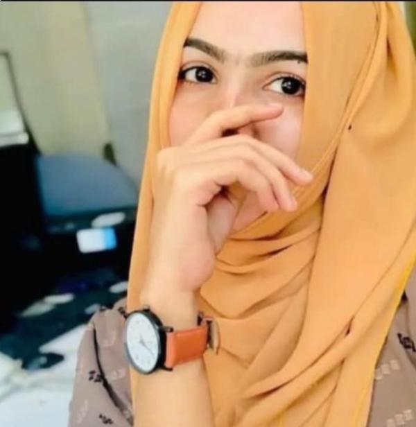 Image of Riyal Muslime Girl Live cam show ( 💯) ganiving