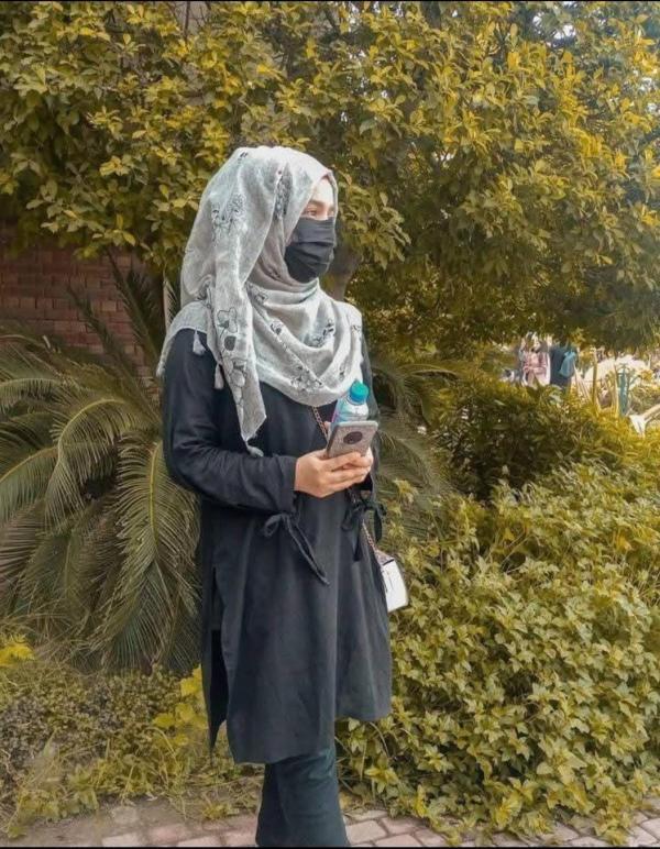 Image of Real Muslim girl 👧 cam show available