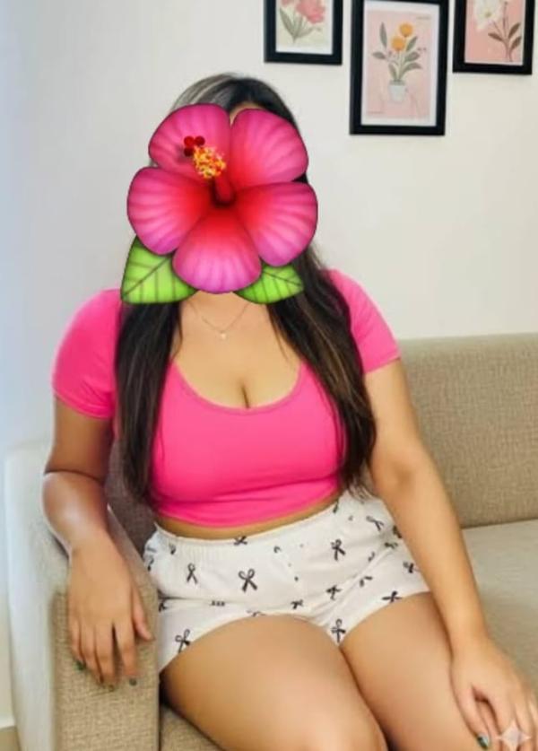 Image of 🦋Live CAM Show