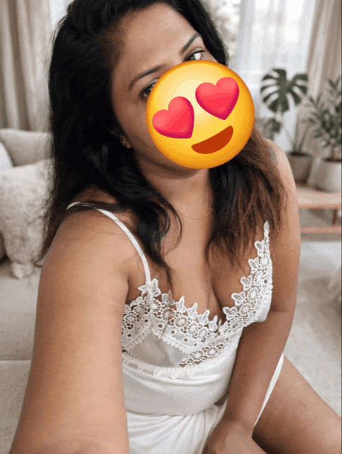 Image of With Face CAM SHOW 🍃🅒🅐🅜 👸😘 දඟකාර විසේකාර online සැපක් ගන්න ද බැලුවේ අද විශේෂයි ඔයාව සතුටු කරන්නම් ඔයා හිතනවාටත් වඩා...🧚‍♂️