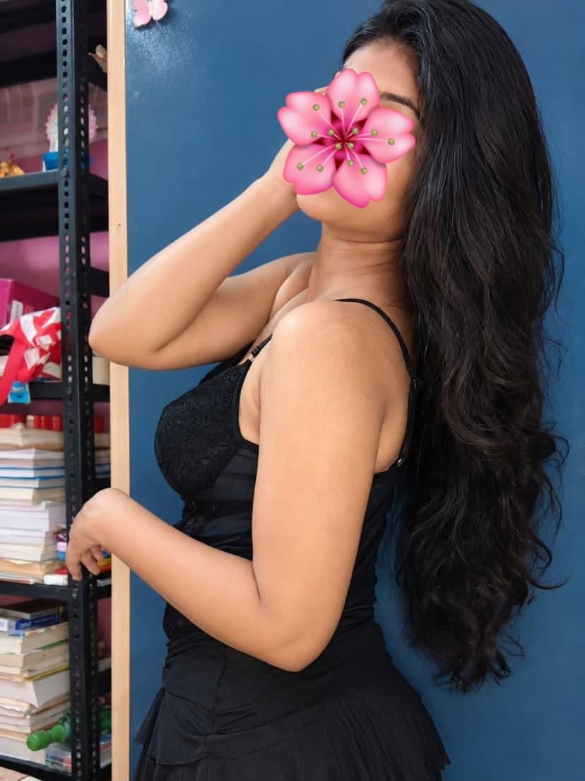 Image of ❣️🖤Full Service 7500 Vip Girl Available private Apartmant  😍ඔයාගේ හිතේ ඉන්න කෙනාම තොරගන්න 💗💗