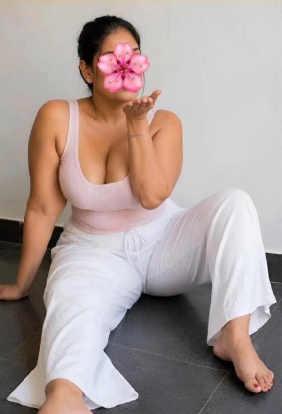 Image of 🌺Genuine real Live Cam Show 🌺