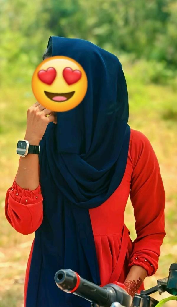 Image of Real Muslim girl 👧 cam show available