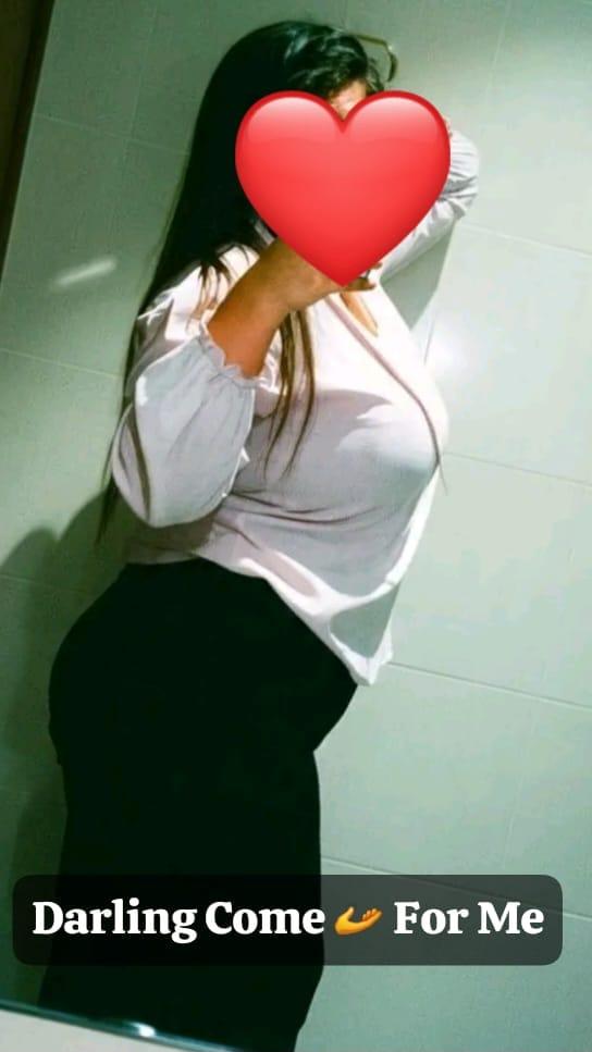 Image of Beautiful Young Girl Full Service